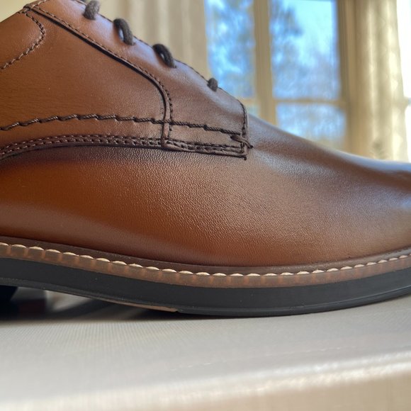 Nunn Bush Geniune Leather Men\'s Calderone Point Oxfords